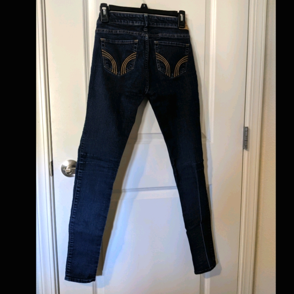 VERY GOOD CONDITION HOLLISTER JEANS